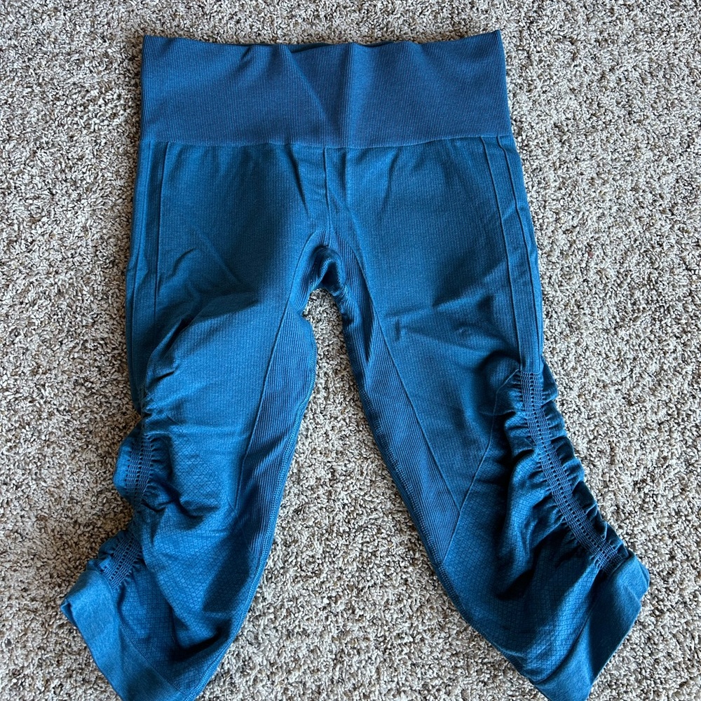 Lululemon Cropped Pant